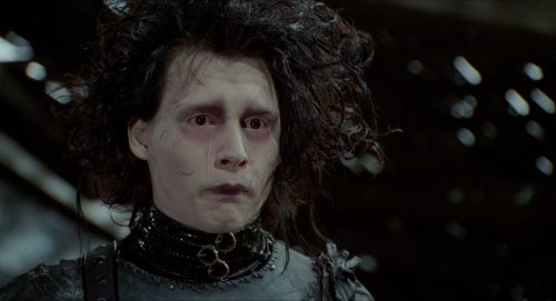 Edward-Scissorhands-1990-RM4-K-1080p-Blu-Ray-x265-r00t-02.png
