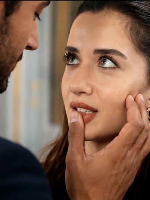 Leave-your-signature-on-my-lips.--mertes-arafta-ilsudemirci-emingunenc-ilsudemircii-1.jpg