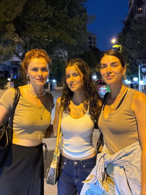 Kucuk-meslektasla-bulustuk-..TasacakBuDeniz-EsDil-DenizBaysal-UlasTunaAstepe-AvaYaman.jpg
