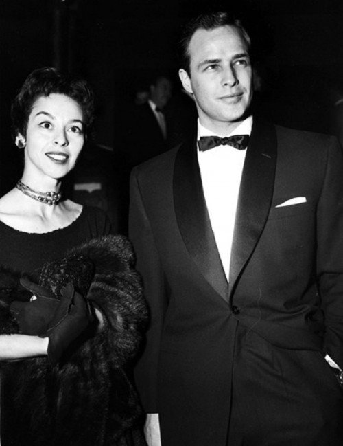 Celia-Webb-and-Marlon-Brando-at-Golden-Globe-Awards-Ceremony-in-1955.jpg