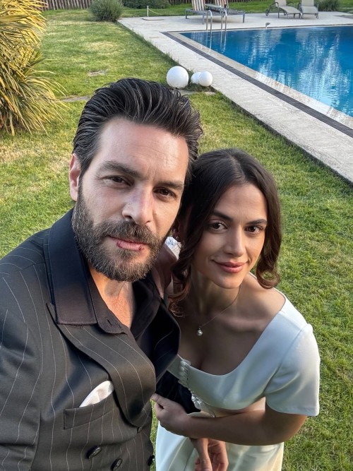 EylulHazars-wedding-youre-invited-see-you-in-Episode-15.--araftadizi-2.jpg