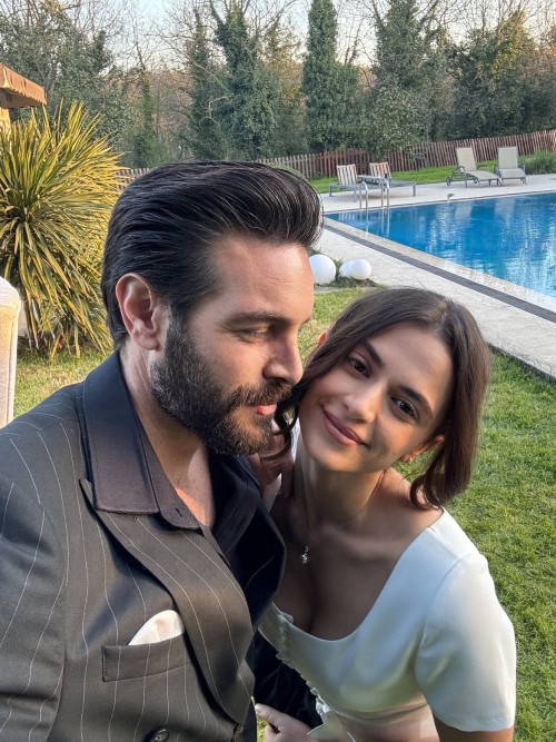 EylulHazars-wedding-youre-invited-see-you-in-Episode-15.--araftadizi-3.jpg
